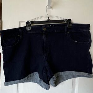 Universal Thread Size 24 Denim Shorts
